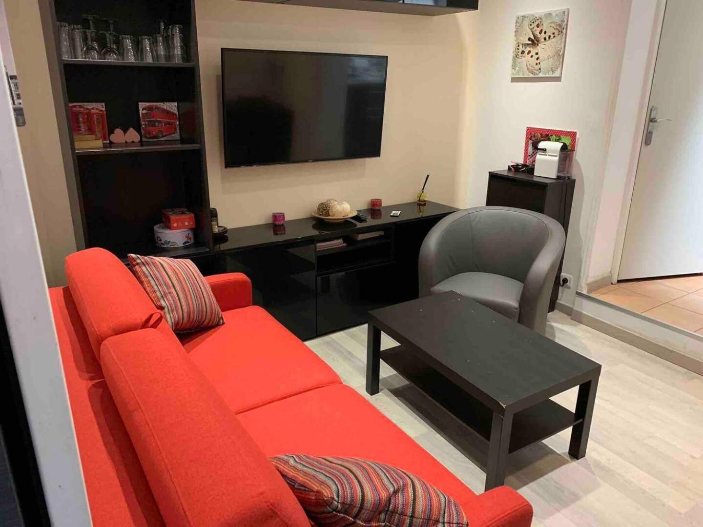 Gheddachi Apartment Gentilly Exterior photo