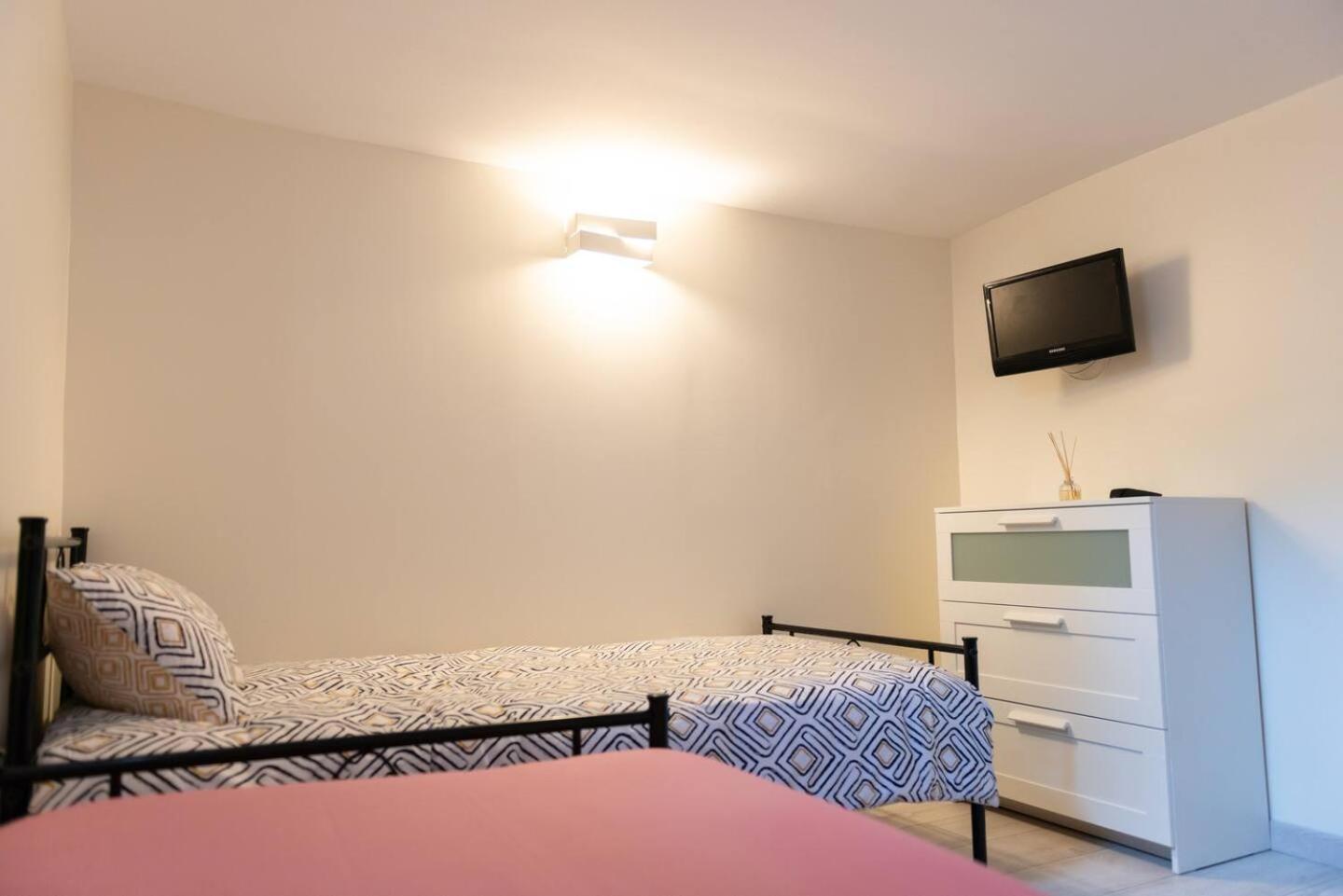 Gheddachi Apartment Gentilly Exterior photo
